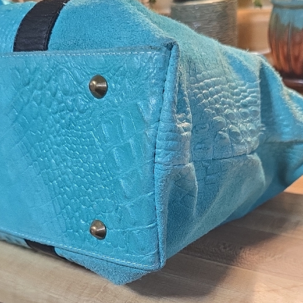 Turquoise Itailan Croc Embossed Suede Handbag with Scarf Accent - Picture 6 of 13